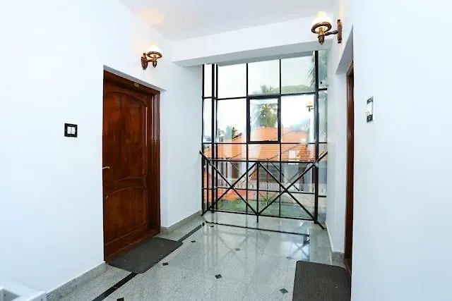 The Solo Apartments Kadavanthra Kochi 0*,  India