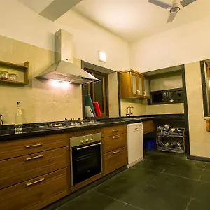 Gate - A Cgh Earth Saha Experience Villa